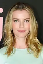 Betty Gilpin