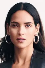 Adria Arjona